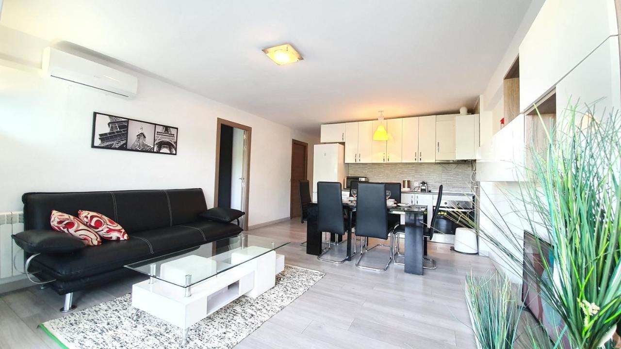 شقة Adam'S Flat Corazon De سالو المظهر الخارجي الصورة